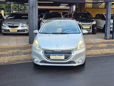 PEUGEOT 208 1.5 4P FLEX ALLURE, Foto 2