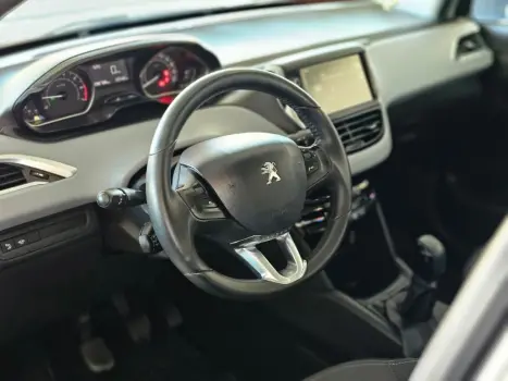 PEUGEOT 208 1.5 4P FLEX ALLURE, Foto 5