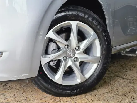 PEUGEOT 208 1.6 16V 4P FLEX ACTIVE PACK AUTOM�TICO, Foto 13