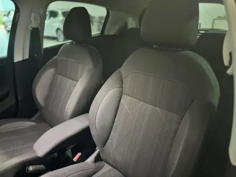 PEUGEOT 208 1.6 16V 4P FLEX GRIFFE AT6 AUTOM�TICO, Foto 7