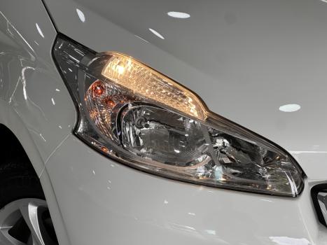 PEUGEOT 208 1.6 16V 4P FLEX ALLURE AUTOM�TICO, Foto 6