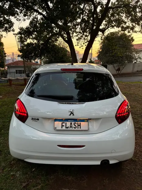 PEUGEOT 208 1.6 16V 4P FLEX ACTIVE PACK AT6 AUTOM�TICO, Foto 10