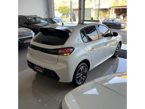 PEUGEOT 208 , Foto 3