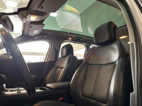 PEUGEOT 3008 1.6 16V 4P GRIFFE THP TURBO AUTOM�TICO, Foto 8