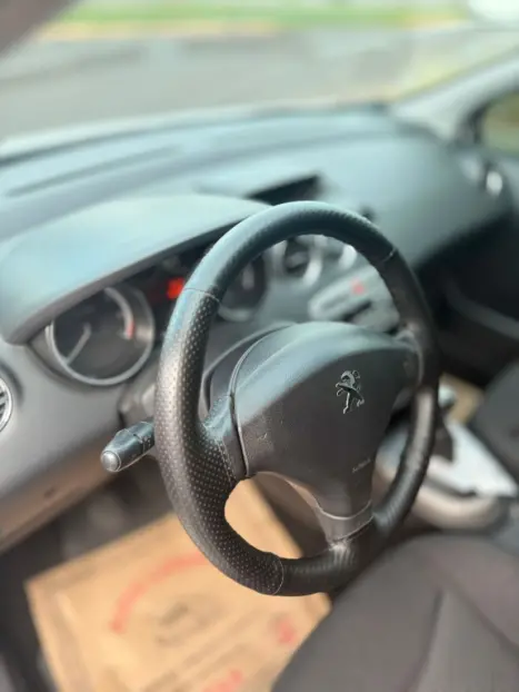 PEUGEOT 308 1.6 16V 4P FLEX ACTIVE, Foto 6