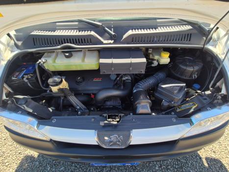 PEUGEOT Boxer 2.3 HDI 330 TURBO DIESEL FURGO CURTO 7,5M, Foto 12