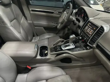 PORSCHE Cayenne 4.8 S 32V V8 4X4 TURBO AUTOM�TICO, Foto 11
