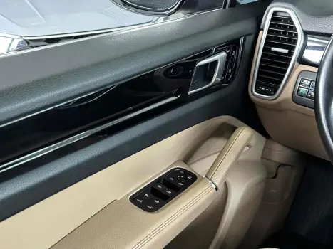PORSCHE Cayenne , Foto 23
