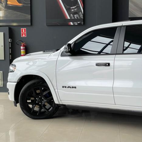 RAM 1500 3.0 HURRICANE 6 BITURBO LARAMIE NIGHT EDITION CABINE DUPLA 4X4 AUTOM�TICO, Foto 5