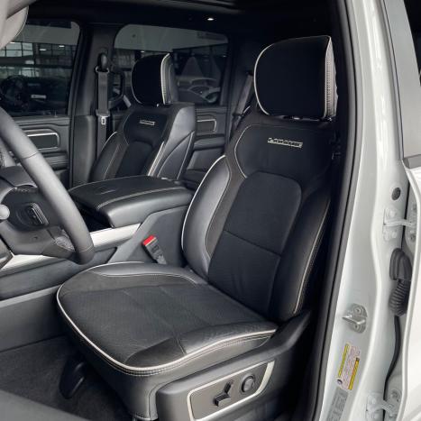 RAM 1500 3.0 HURRICANE 6 BITURBO LARAMIE NIGHT EDITION CABINE DUPLA 4X4 AUTOM�TICO, Foto 14