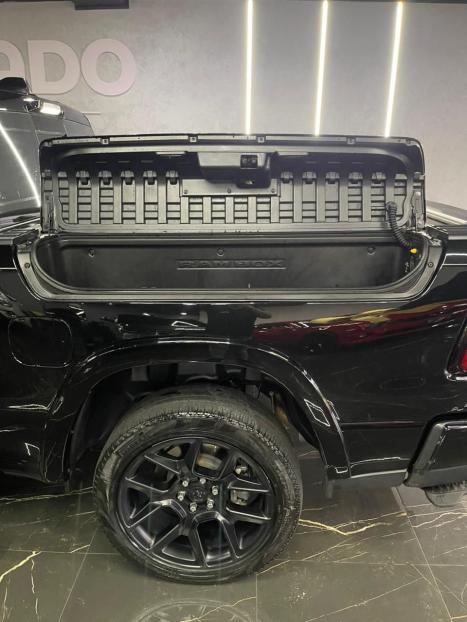 RAM 1500 3.0 HURRICANE 6 BITURBO LARAMIE NIGHT EDITION CABINE DUPLA 4X4 AUTOM�TICO, Foto 12