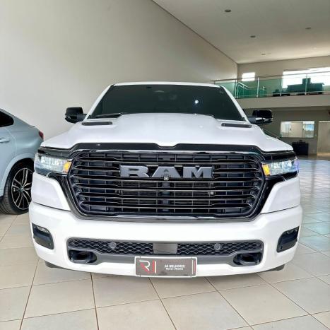 RAM 1500 5.7 V8 LIMITED NIGHT EDITION CABINE DUPLA 4X4 AUTOMTICO, Foto 2