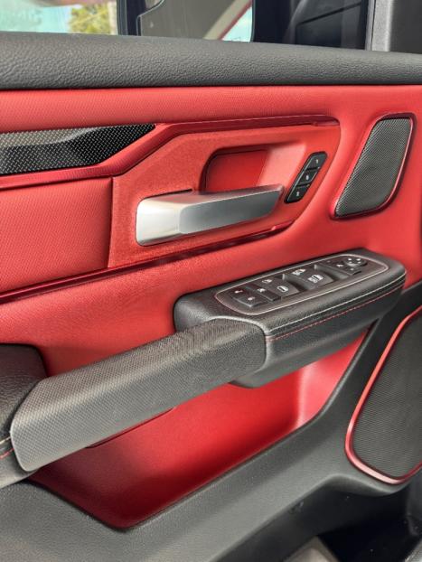 RAM 1500 5.7 V8 REBEL CABINE DUPLA 4X4 AUTOMTICO, Foto 14