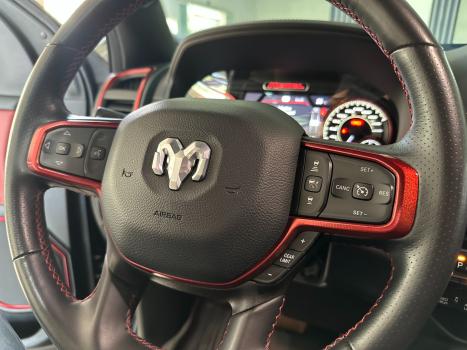 RAM 1500 5.7 V8 REBEL CABINE DUPLA 4X4 AUTOMTICO, Foto 14