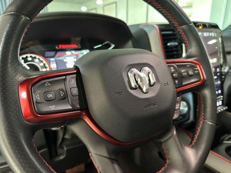 RAM 1500 5.7 V8 REBEL CABINE DUPLA 4X4 AUTOMTICO, Foto 15