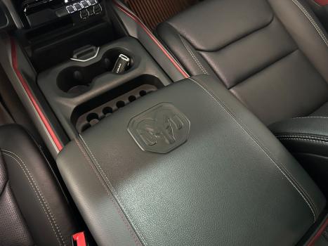 RAM 1500 5.7 V8 REBEL CABINE DUPLA 4X4 AUTOMTICO, Foto 23