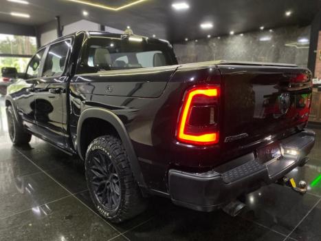RAM 1500 5.7 V8 REBEL CABINE DUPLA 4X4 AUTOM�TICO, Foto 14