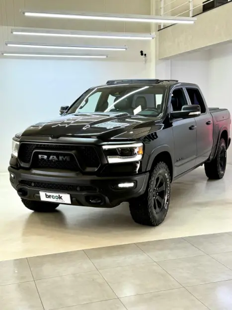 RAM 1500 5.7 V8 REBEL CABINE DUPLA 4X4 AUTOM�TICO, Foto 3