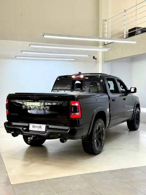 RAM 1500 5.7 V8 REBEL CABINE DUPLA 4X4 AUTOM�TICO, Foto 4