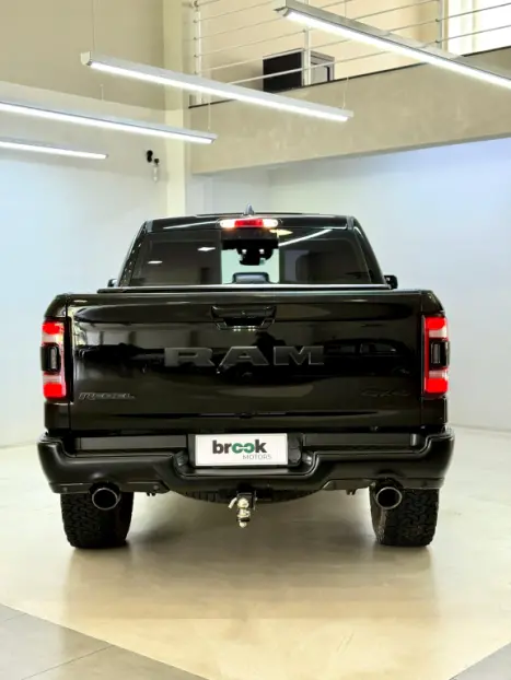 RAM 1500 5.7 V8 REBEL CABINE DUPLA 4X4 AUTOM�TICO, Foto 5