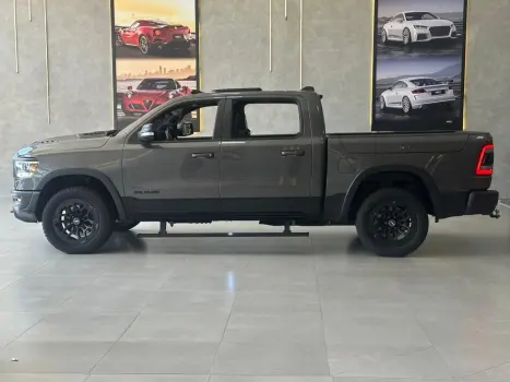 RAM 1500 5.7 V8 REBEL CABINE DUPLA 4X4 AUTOM�TICO, Foto 4