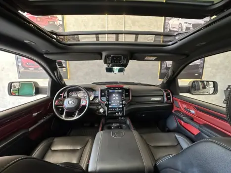 RAM 1500 5.7 V8 REBEL CABINE DUPLA 4X4 AUTOM�TICO, Foto 7