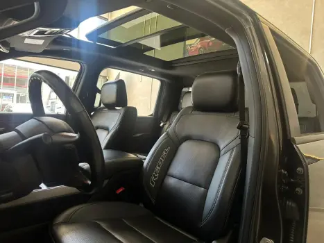 RAM 1500 5.7 V8 REBEL CABINE DUPLA 4X4 AUTOM�TICO, Foto 9