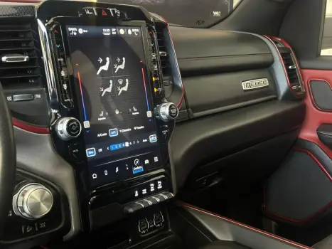 RAM 1500 5.7 V8 REBEL CABINE DUPLA 4X4 AUTOM�TICO, Foto 11