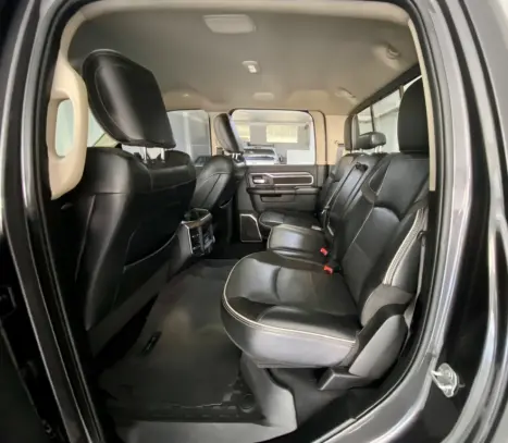 RAM 2500 6.7 I6 24V SLT CABINE DUPLA TURBO DIESEL LARAMIE 4X4 AUTOMÁTICO, Foto 9 RAM 2500 6.7 I6 24V SLT CABINE DUPLA TURBO DIESEL LARAMIE 4X4 AUTOMÁTICO, Foto 9