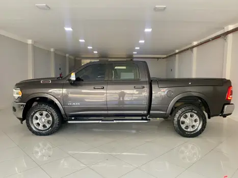 RAM 2500 6.7 I6 24V SLT CABINE DUPLA TURBO DIESEL LARAMIE 4X4 AUTOMÁTICO, Foto 12 RAM 2500 6.7 I6 24V SLT CABINE DUPLA TURBO DIESEL LARAMIE 4X4 AUTOMÁTICO, Foto 12