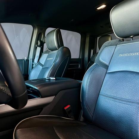RAM 2500 6.7 I6 24V SLT CABINE DUPLA TURBO DIESEL NIGHT EDITION 4X4 AUTOMTICO, Foto 7