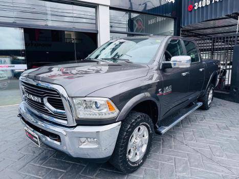 RAM 2500 6.7 I6 24V SLT CABINE DUPLA TURBO DIESEL LARAMIE 4X4 AUTOM�TICO, Foto 2