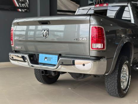 RAM 2500 6.7 I6 24V SLT CABINE DUPLA TURBO DIESEL LARAMIE 4X4 AUTOM�TICO, Foto 5