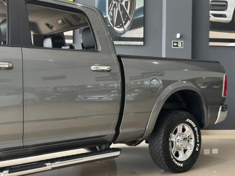 RAM 2500 6.7 I6 24V SLT CABINE DUPLA TURBO DIESEL LARAMIE 4X4 AUTOM�TICO, Foto 7