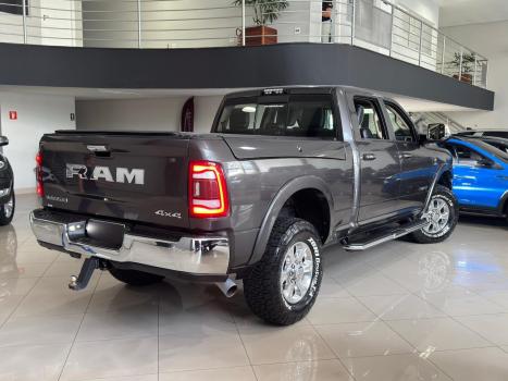 RAM 2500 6.7 I6 24V SLT CABINE DUPLA TURBO DIESEL LARAMIE 4X4 AUTOM�TICO, Foto 7