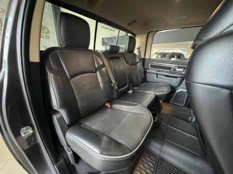 RAM 2500 6.7 I6 24V SLT CABINE DUPLA TURBO DIESEL LARAMIE 4X4 AUTOM�TICO, Foto 14