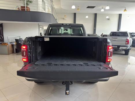 RAM 2500 6.7 I6 24V SLT CABINE DUPLA TURBO DIESEL LARAMIE 4X4 AUTOM�TICO, Foto 17