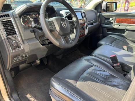 RAM 2500 6.7 I6 24V SLT CABINE DUPLA TURBO DIESEL LARAMIE 4X4 AUTOM�TICO, Foto 7