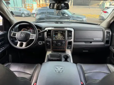 RAM 2500 6.7 I6 24V SLT CABINE DUPLA TURBO DIESEL LARAMIE 4X4 AUTOM�TICO, Foto 9