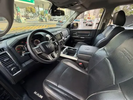 RAM 2500 6.7 I6 24V SLT CABINE DUPLA TURBO DIESEL LARAMIE 4X4 AUTOM�TICO, Foto 11