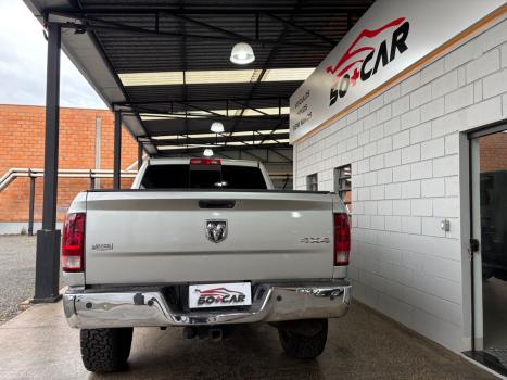 RAM 2500 6.7 I6 24V SLT CABINE DUPLA TURBO DIESEL LARAMIE 4X4 AUTOM�TICO, Foto 7