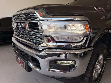 RAM 2500 6.7 I6 24V SLT CABINE DUPLA TURBO DIESEL LARAMIE 4X4 AUTOM�TICO, Foto 12