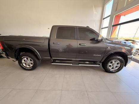 RAM 2500 6.7 I6 24V SLT CABINE DUPLA TURBO DIESEL LARAMIE 4X4 AUTOM�TICO, Foto 14