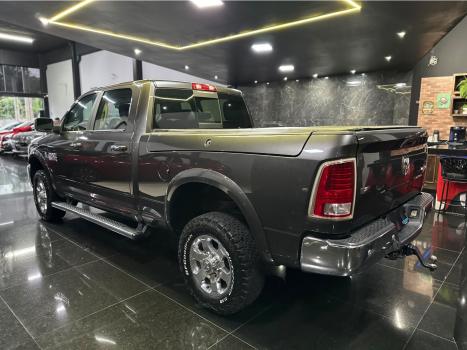 RAM 2500 6.7 I6 24V SLT CABINE DUPLA TURBO DIESEL LARAMIE 4X4 AUTOMÁTICO, Foto 5