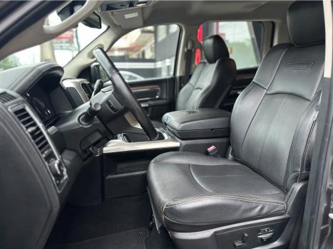 RAM 2500 6.7 I6 24V SLT CABINE DUPLA TURBO DIESEL LARAMIE 4X4 AUTOMÁTICO, Foto 17