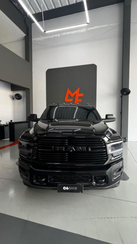 RAM 2500 6.7 I6 24V SLT CABINE DUPLA TURBO DIESEL NIGHT EDITION 4X4 AUTOMÁTICO, Foto 2