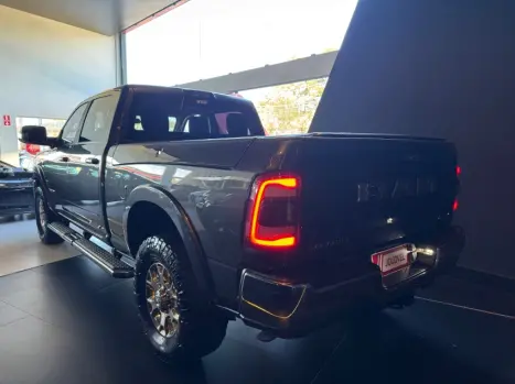 RAM 3500 6.7 I6 LARAMIE CABINE DUPLA TURBO DIESEL AUTOMÁTICO, Foto 7 RAM 3500 6.7 I6 LARAMIE CABINE DUPLA TURBO DIESEL AUTOMÁTICO, Foto 7