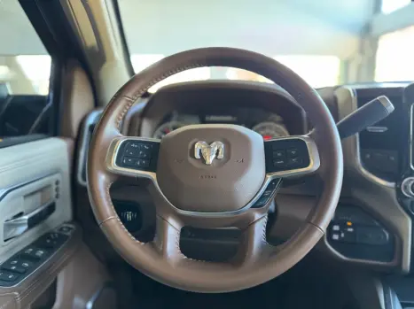 RAM 3500 6.7 I6 LARAMIE CABINE DUPLA TURBO DIESEL AUTOMÁTICO, Foto 15 RAM 3500 6.7 I6 LARAMIE CABINE DUPLA TURBO DIESEL AUTOMÁTICO, Foto 15