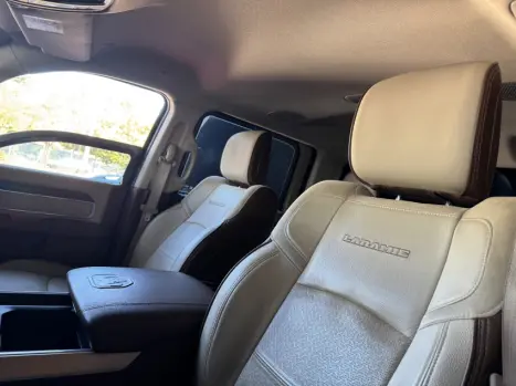 RAM 3500 6.7 I6 LARAMIE CABINE DUPLA TURBO DIESEL AUTOMÁTICO, Foto 17 RAM 3500 6.7 I6 LARAMIE CABINE DUPLA TURBO DIESEL AUTOMÁTICO, Foto 17