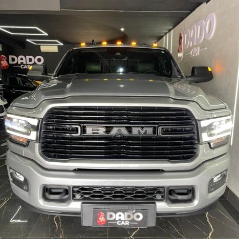 RAM 3500 6.7 I6 LARAMIE NIGHT EDITION CABINE DUPLA 4X4 TURBO DIESEL AUTOMTICO, Foto 4